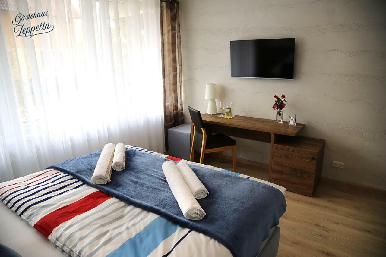 Gaestehaus Zeppelin Uhingen Екстериор снимка